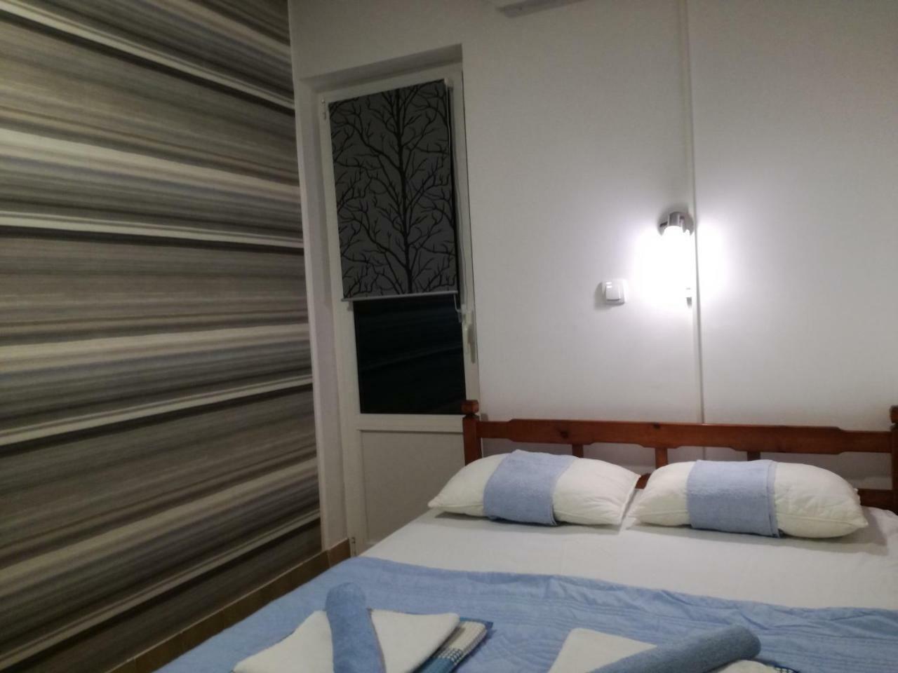 Miron Apart&Rooms Rafailovici Exterior photo